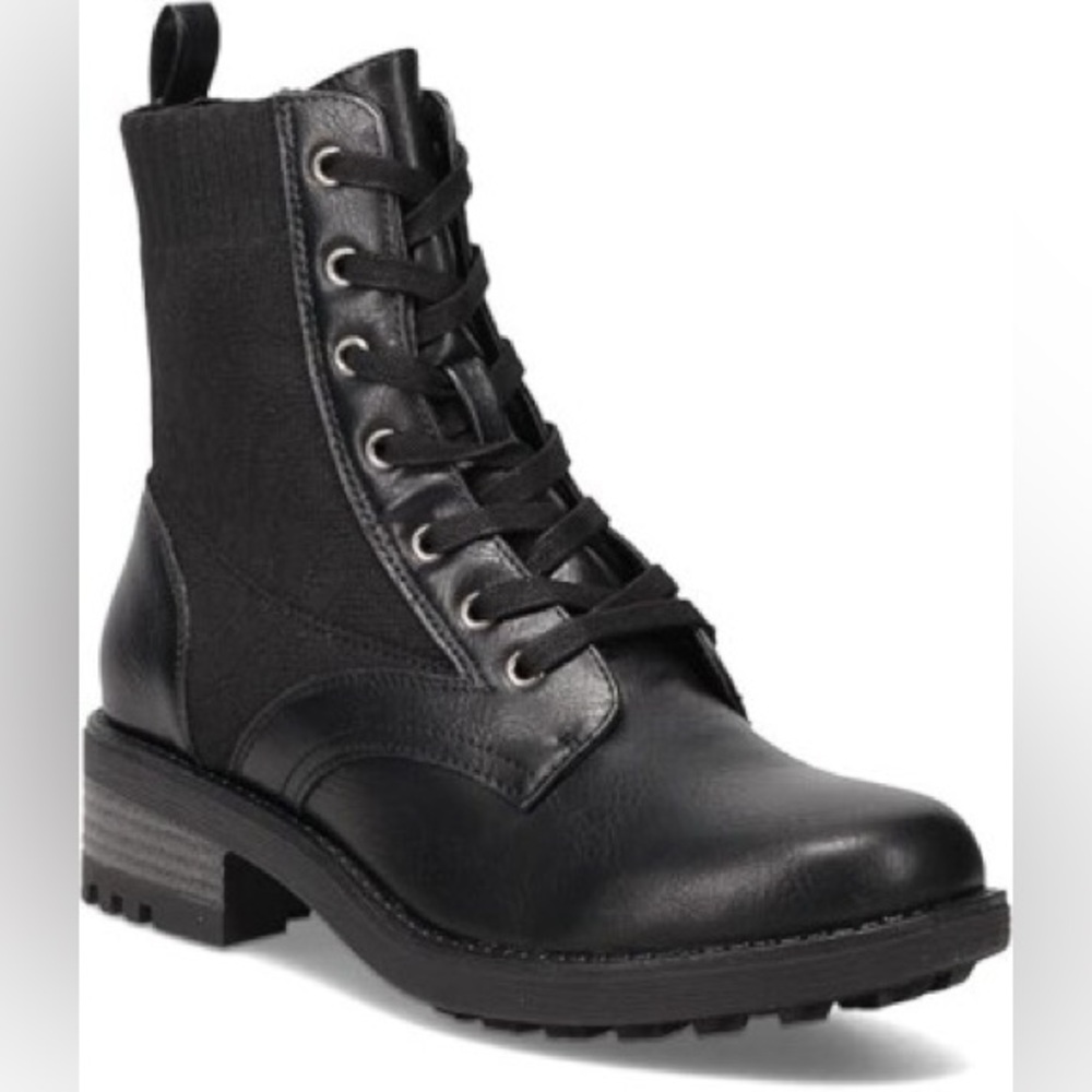 New in Box LifeStride Black Knit Knockout Combat Boot | Size: 6
